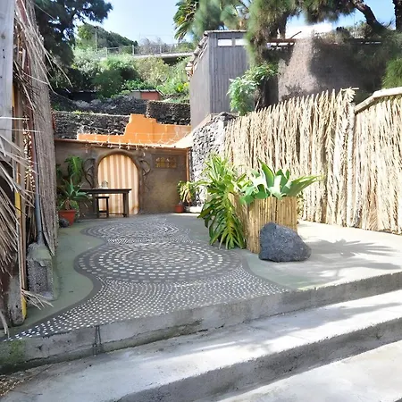 La Cuevita Apartment